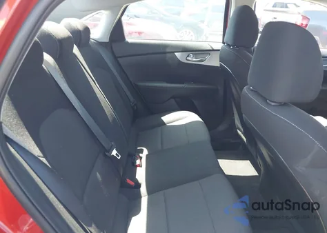 2023 Kia Forte Lxs z USA, uszkodzony, nr VIN 3KPF24AD3PE507487